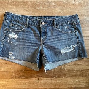 American Eagle sz 14 distressed cut off shorts